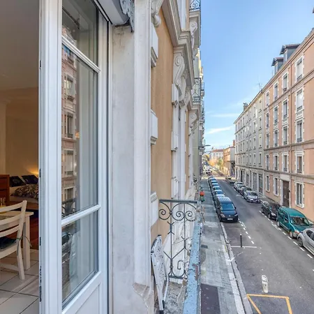 Roi Humbert Ii - Centre-ville - Caserne De Bonne Apartamento *