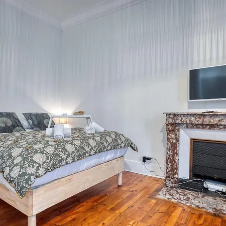 Roi Humbert Ii - Centre-ville - Caserne De Bonne *