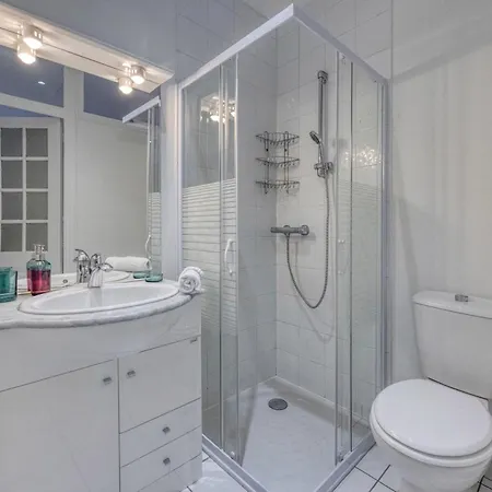 Roi Humbert Ii - Centre-ville - Caserne De Bonne Apartment *