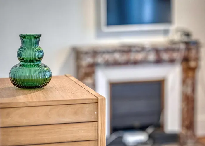 Roi Humbert Ii - Centre-ville - Caserne De Bonne *