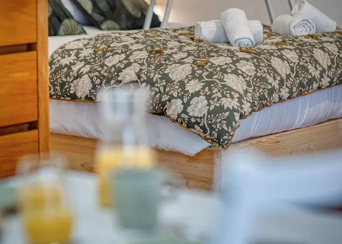 Roi Humbert Ii - Centre-ville - Caserne De Bonne